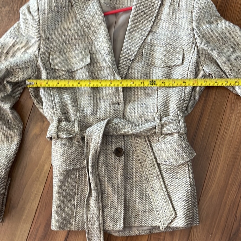 jacket - Picture 5 of 6
